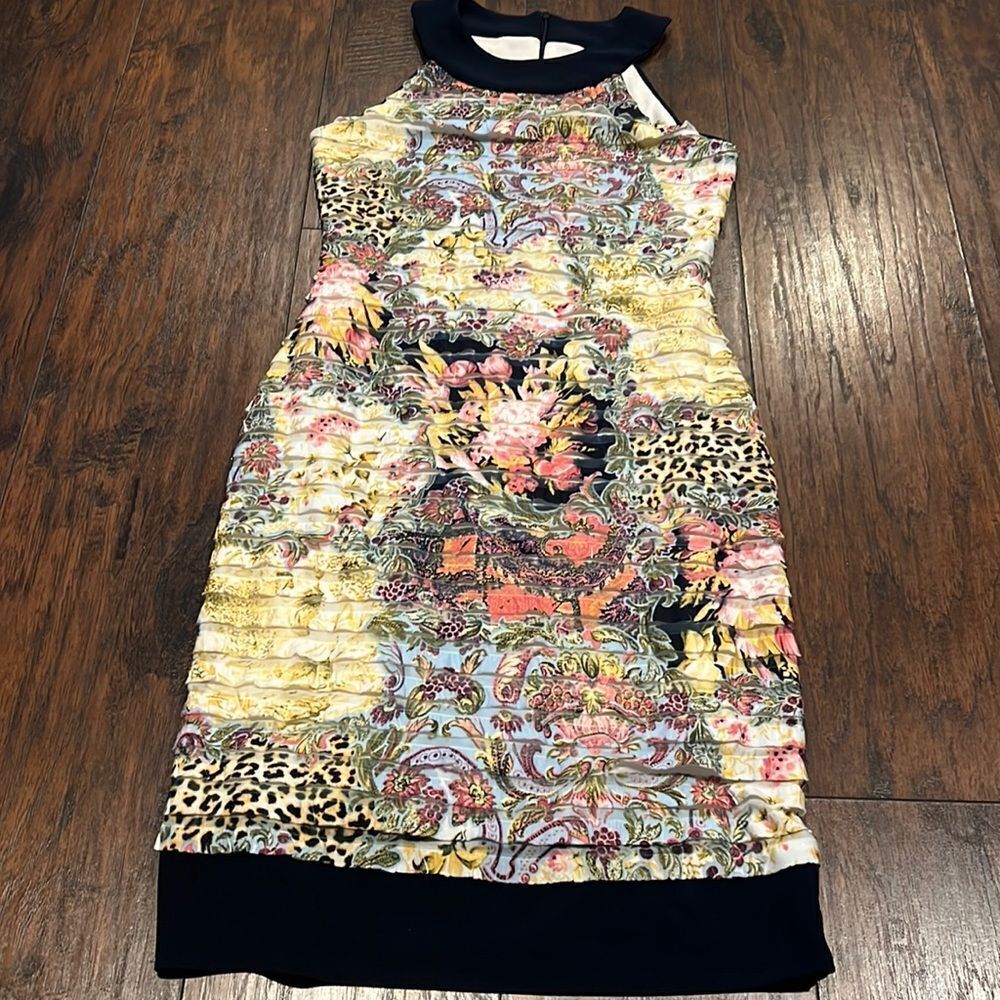 Joseph Ribkoff Texturized Ruffle Abstract Animal flower Print Dress size 4
